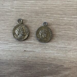 2 Vintage King Henri IV of France 2 Sided Bronze Colored Pendant Medallion Medal